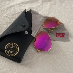 Ray-Ban Mirrored Aviator Sunglasses